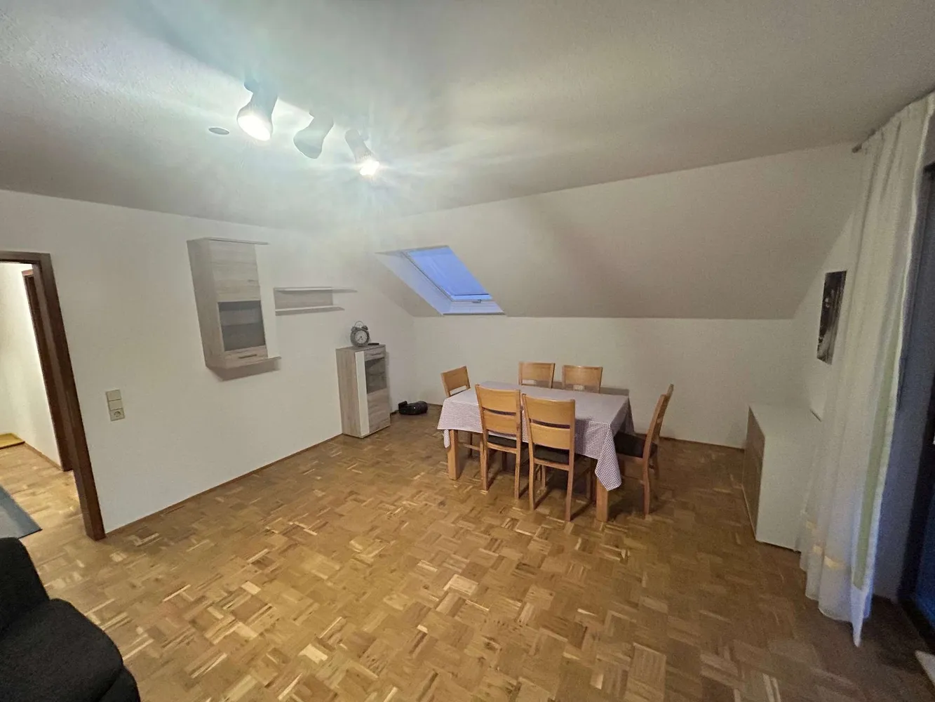 2 Zimmer Wohnung mit 80 m² in Sindelfingen – Bild 4