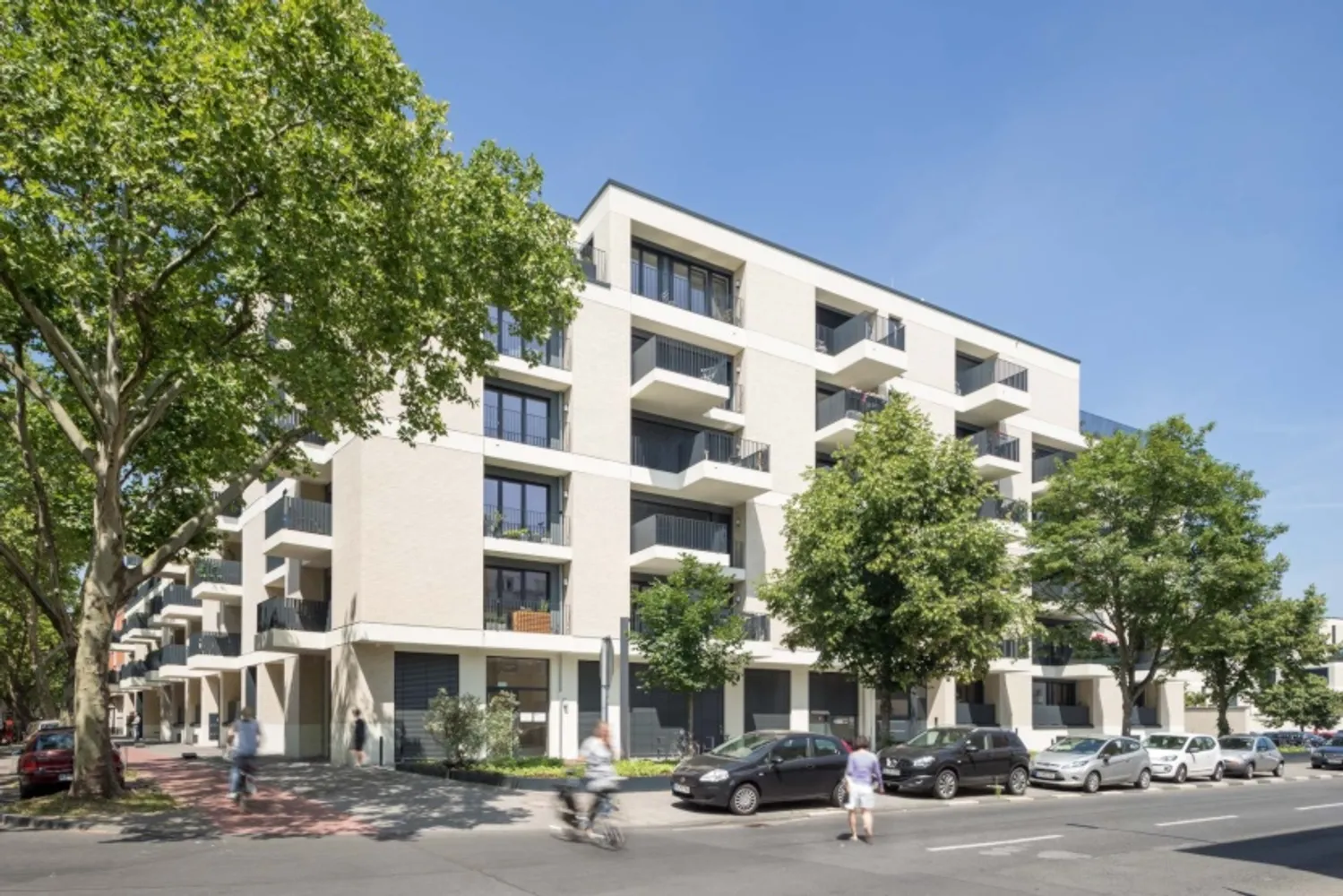 4 Zimmer Wohnung mit 124 m² in Köln – Bild 1