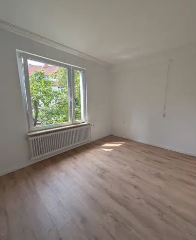 4 Zimmer Wohnung mit 120 m² in Hannover – Bild 2