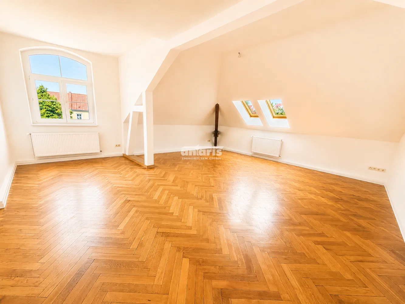 3 Zimmer Wohnung mit 95 m² in Erfurt – Bild 1