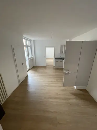3 Zimmer Wohnung mit 100 m² in Ludwigshafen am Rhein – Bild 1