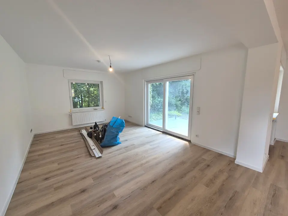 4 Zimmer Haus mit 129 m² in Wiesbaden – Bild 2