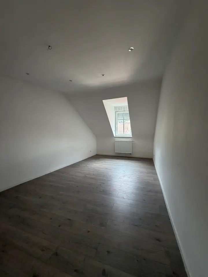 6 Zimmer Wohnung mit 125 m² in Rastatt – Bild 2