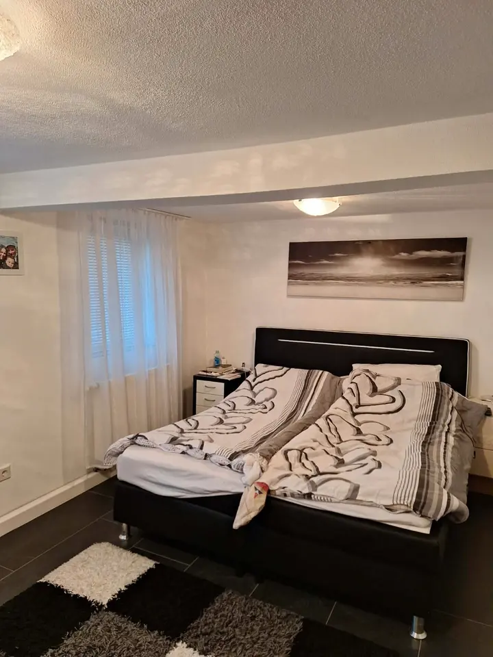 4 Zimmer Wohnung mit 120 m² in Marburg – Bild 1