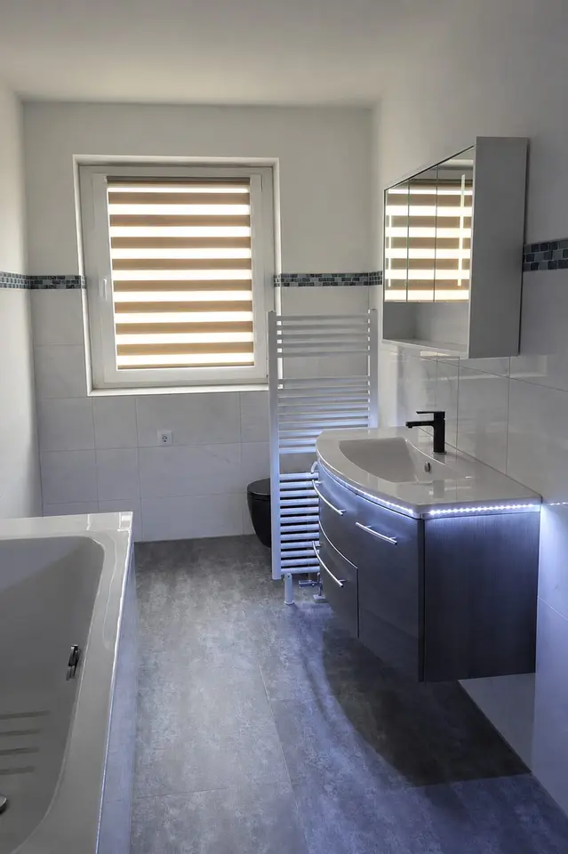 5 Zimmer Wohnung mit 140 m² in Freiberg – Bild 2
