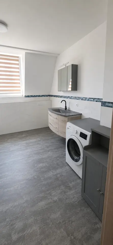 5 Zimmer Wohnung mit 140 m² in Freiberg – Bild 4