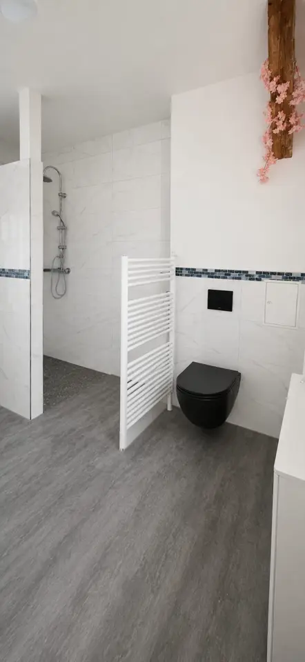 5 Zimmer Wohnung mit 140 m² in Freiberg – Bild 5