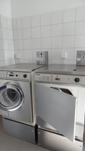 2 Zimmer Wohnung mit 42 m² in Rostock – Bild 2