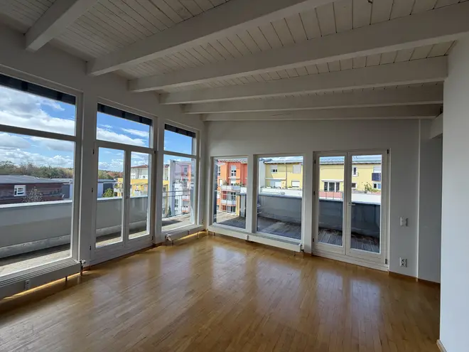 2 Zimmer Wohnung mit 67 m² in Freiburg im Breisgau – Bild 1