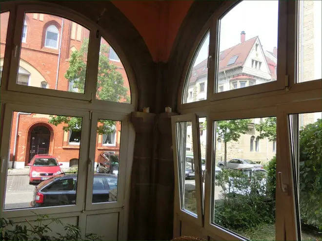 2 Zimmer Wohnung mit 80 m² in Karlsruhe – Bild 2