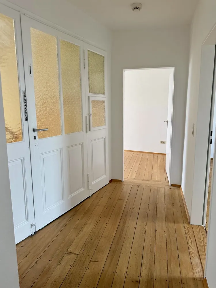 5 Zimmer Wohnung mit 140 m² in Karlsruhe – Bild 1
