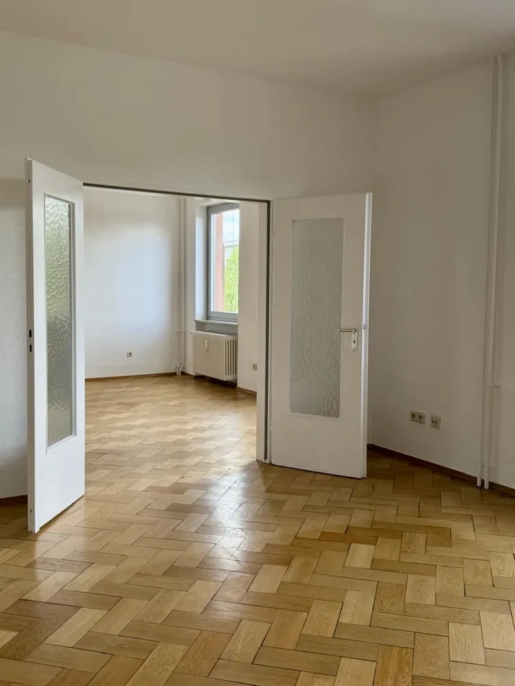 5 Zimmer Wohnung mit 140 m² in Karlsruhe – Bild 2