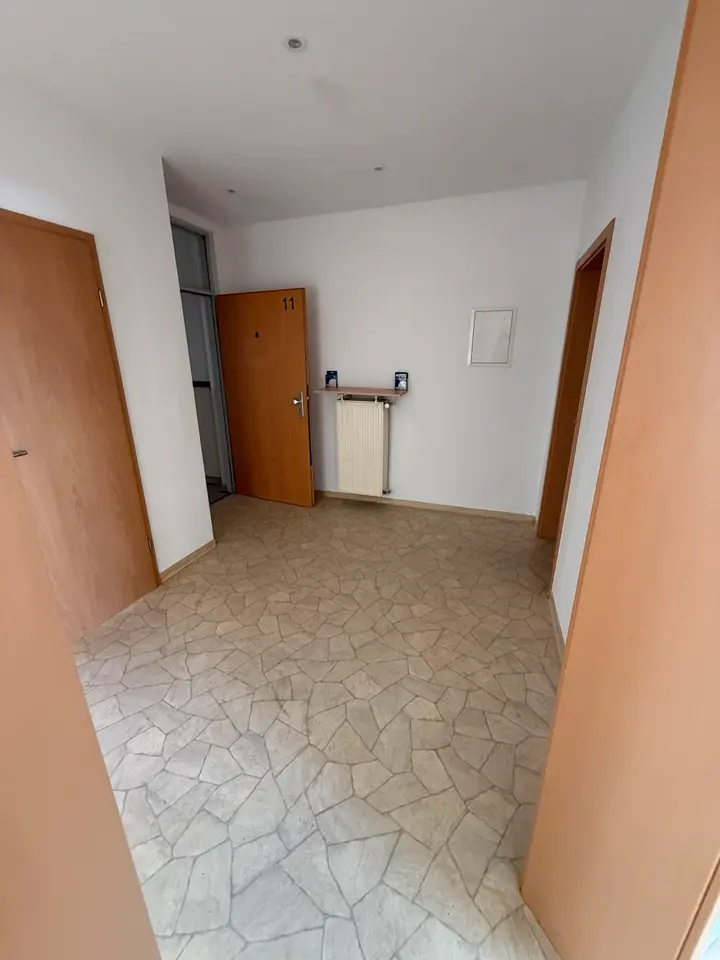 2 Zimmer Wohnung mit 74 m² in Saarbrücken – Bild 4