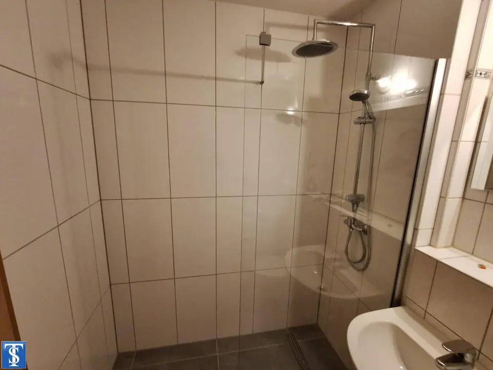 2 Zimmer Wohnung mit 52 m² in Plauen – Bild 10