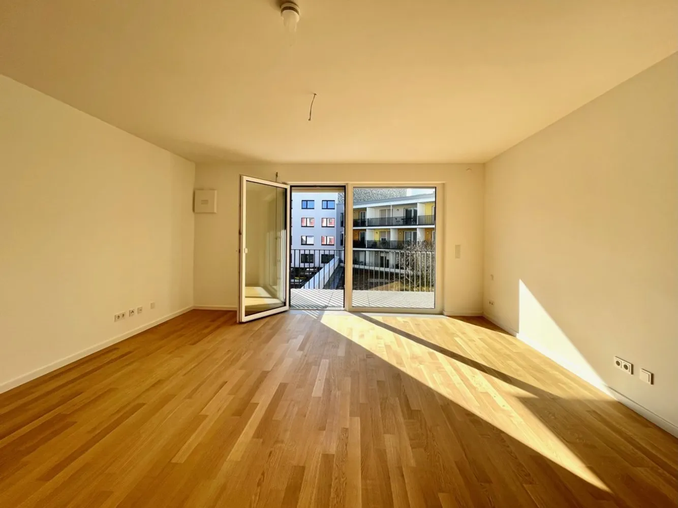 1 Zimmer Wohnung mit 56 m² in Regensburg – Bild 4
