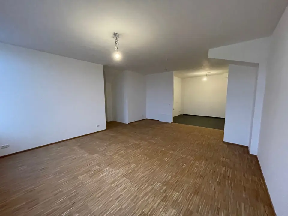 5 Zimmer Wohnung mit 160 m² in Brandenburg an der Havel – Bild 1
