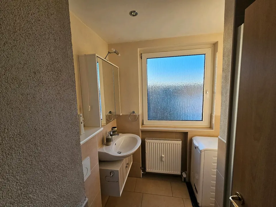 2 Zimmer Wohnung mit 40 m² in Erlangen – Bild 3
