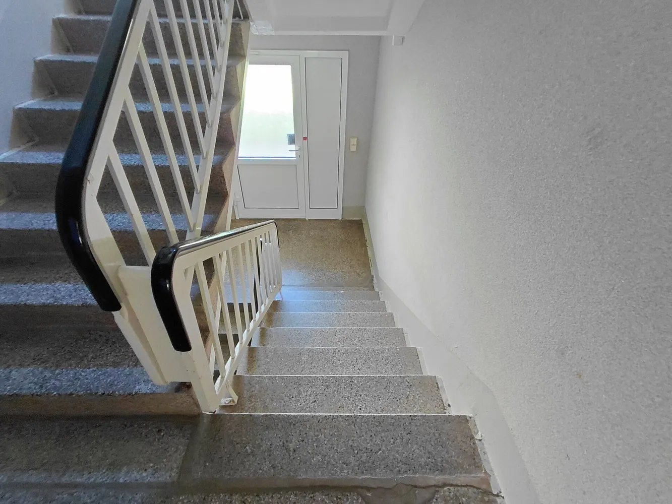 4 Zimmer Wohnung mit 82 m² in Gera – Bild 2