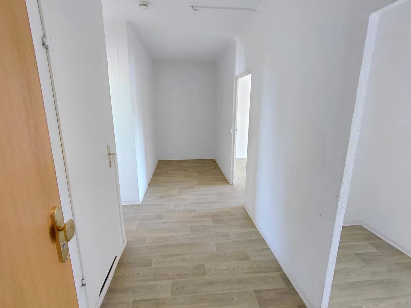 4 Zimmer Wohnung mit 82 m² in Gera – Bild 4