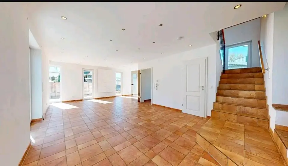 4 Zimmer Haus mit 130 m² in Kaiserslautern – Bild 2