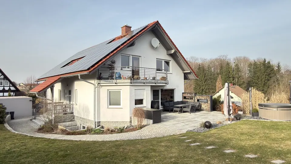 6 Zimmer Haus mit 130 m² in Freiberg – Bild 1