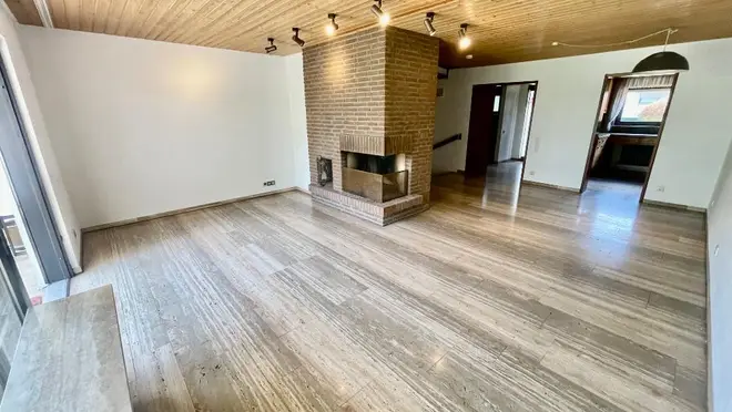 4 Zimmer Haus mit 143 m² in Böblingen – Bild 2