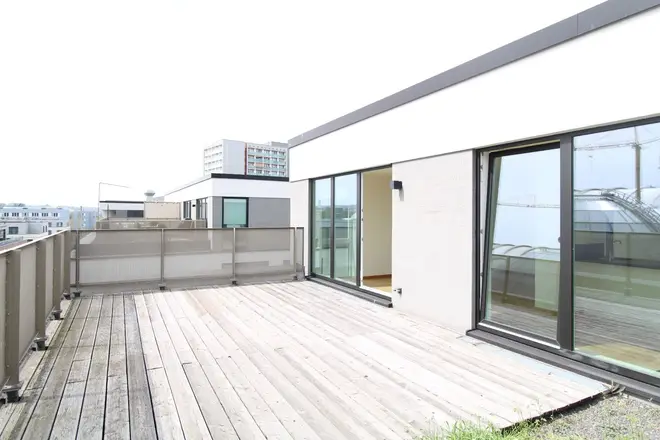 3 Zimmer Wohnung mit 112 m² in Dresden – Bild 1