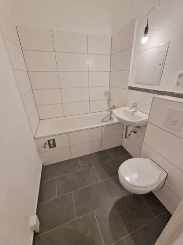 2 Zimmer Wohnung mit 51 m² in Halle (Saale) – Bild 4