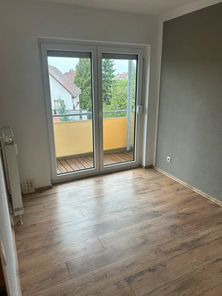 5 Zimmer Wohnung mit 110 m² in Gera – Bild 2