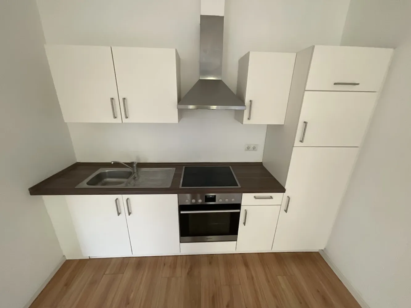 2 Zimmer Wohnung mit 58 m² in Lübeck – Bild 5