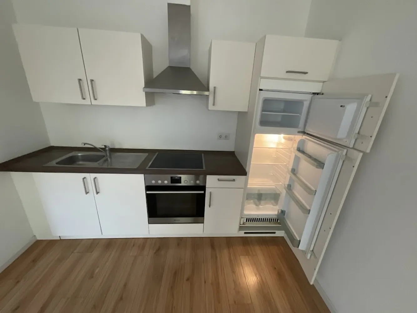 2 Zimmer Wohnung mit 58 m² in Lübeck – Bild 6