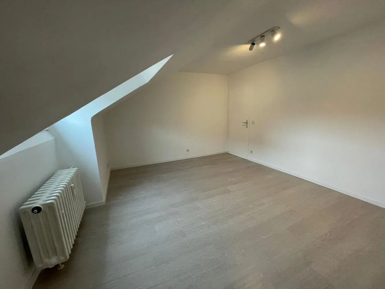 3 Zimmer Wohnung mit 75 m² in Köln – Bild 7