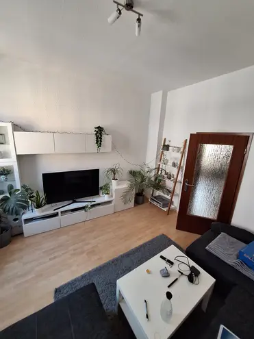3 Zimmer Wohnung mit 76 m² in Hannover – Bild 2