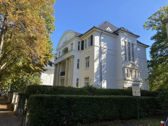 1 Zimmer Wohnung mit 79 m² in Bonn – Bild 1