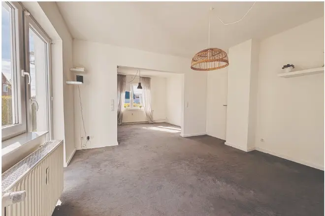 8 Zimmer Haus mit 164 m² in Lübeck – Bild 1
