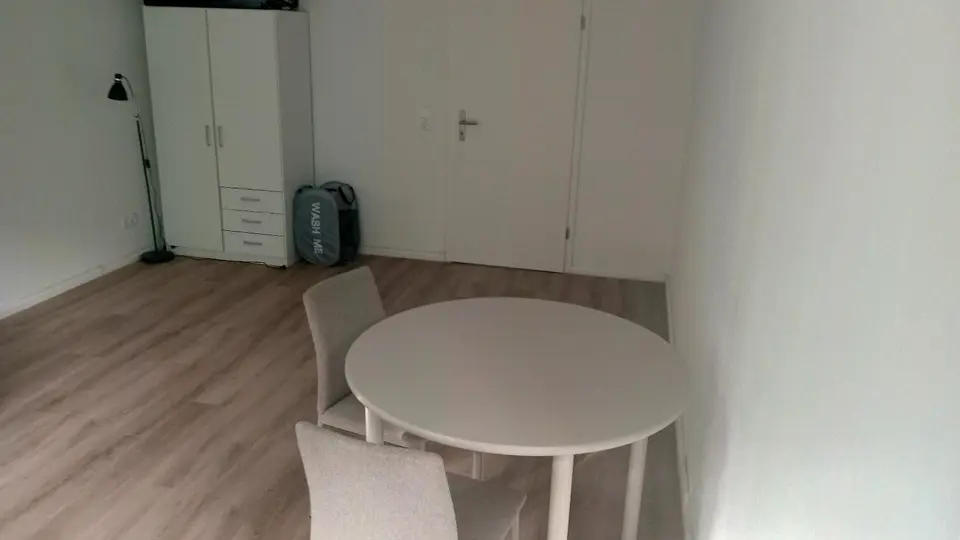 2 Zimmer Wohnung mit 30 m² in Lübeck – Bild 6