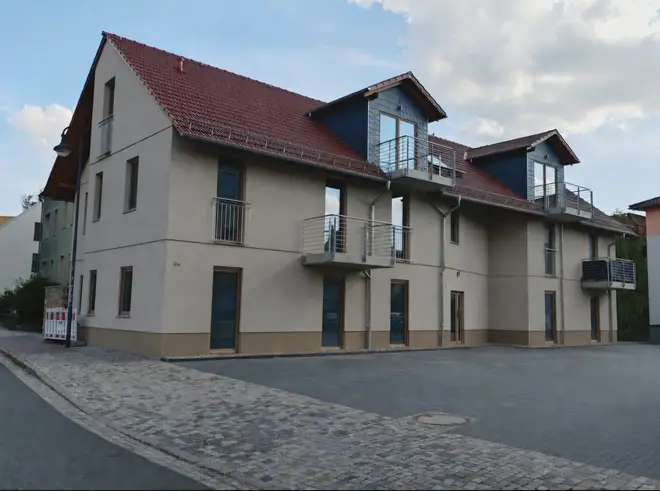 4 Zimmer Wohnung mit 100 m² in Dresden – Bild 1