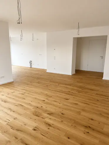 3 Zimmer Wohnung mit 135 m² in Dresden – Bild 2