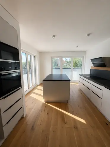 3 Zimmer Wohnung mit 135 m² in Dresden – Bild 3