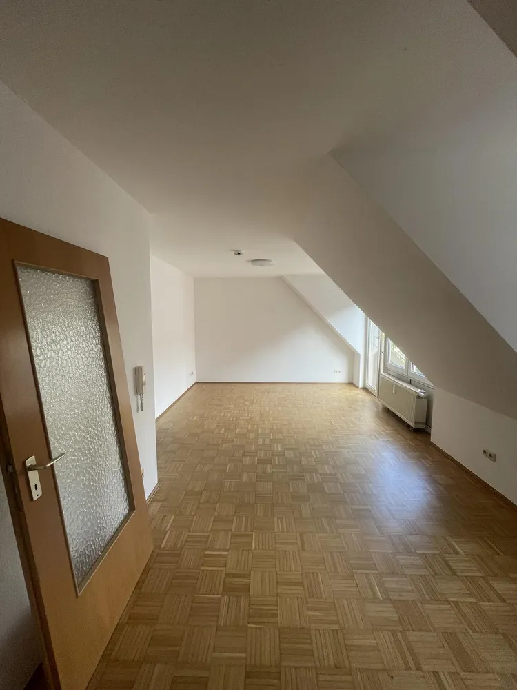 2 Zimmer Wohnung mit 50 m² in Würzburg – Bild 2