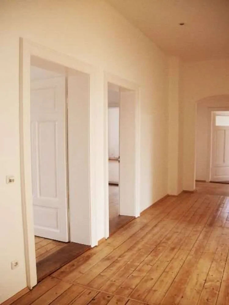 6 Zimmer Wohnung mit 190 m² in Hameln – Bild 3