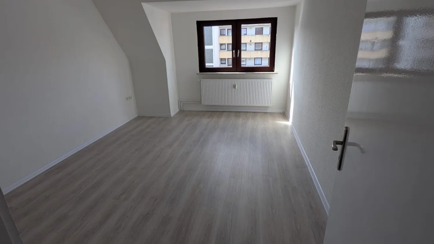 2 Zimmer Wohnung mit 67 m² in Bremen – Bild 2