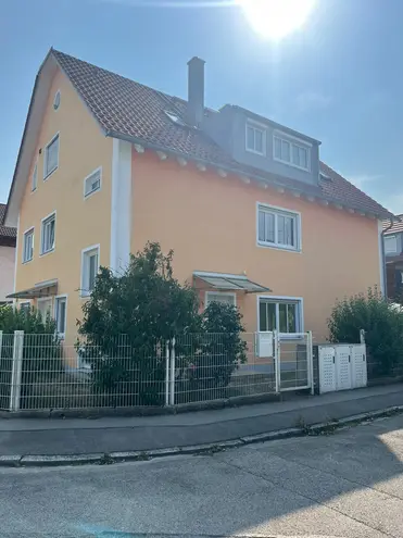 5 Zimmer Wohnung mit 183 m² in München – Bild 2
