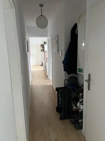 4 Zimmer Wohnung mit 100 m² in Karlsruhe – Bild 3