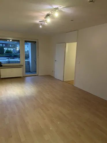 6 Zimmer Wohnung mit 82 m² in Saarbrücken – Bild 2