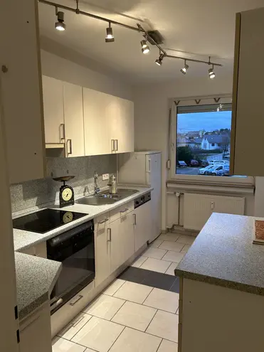 6 Zimmer Wohnung mit 82 m² in Saarbrücken – Bild 3