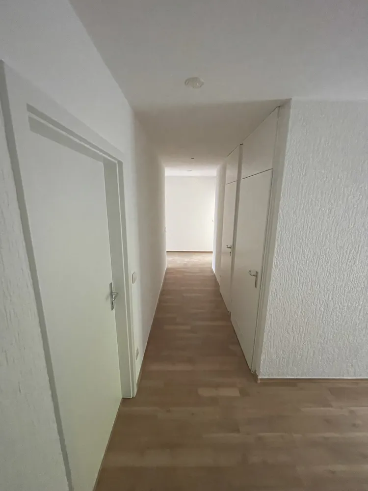 4 Zimmer Wohnung mit 109 m² in Pforzheim – Bild 2