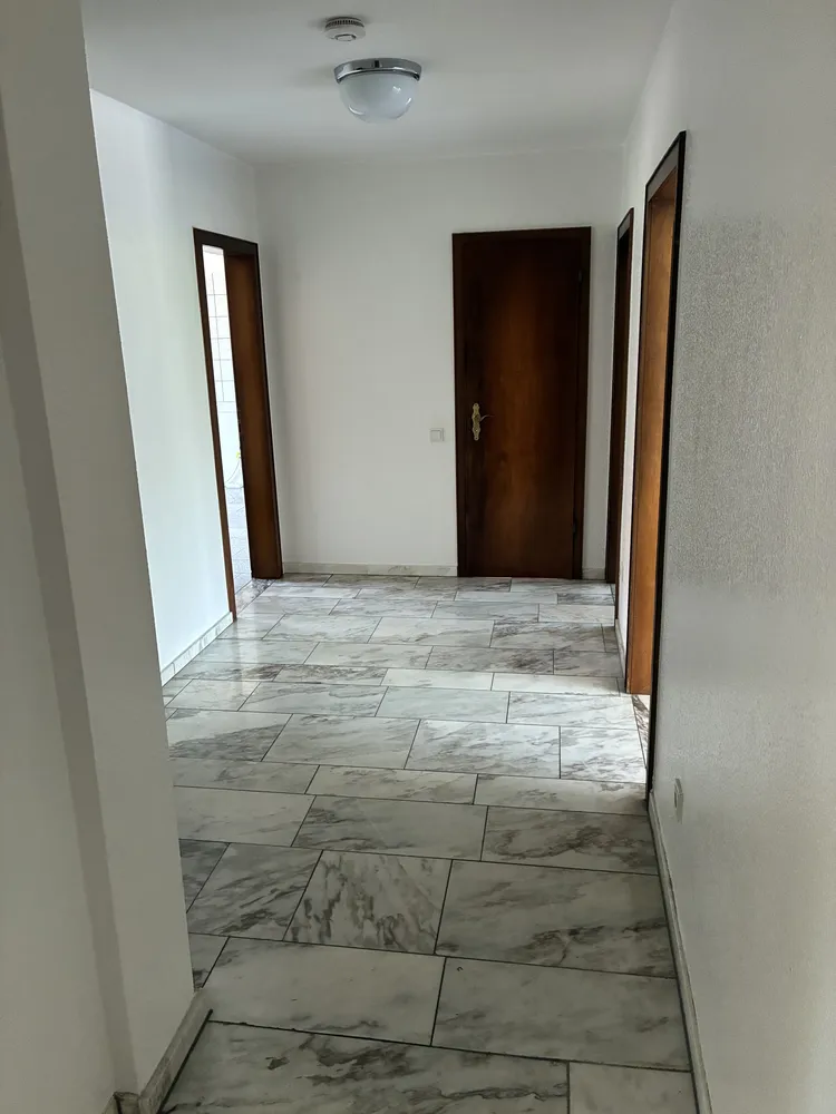 4 Zimmer Wohnung mit 130 m² in Neuss – Bild 4