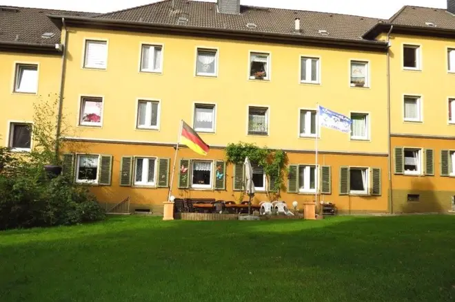 3 Zimmer Wohnung mit 70 m² in Wuppertal – Bild 2