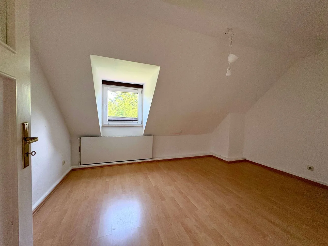 3 Zimmer Wohnung mit 80 m² in Hameln – Bild 4